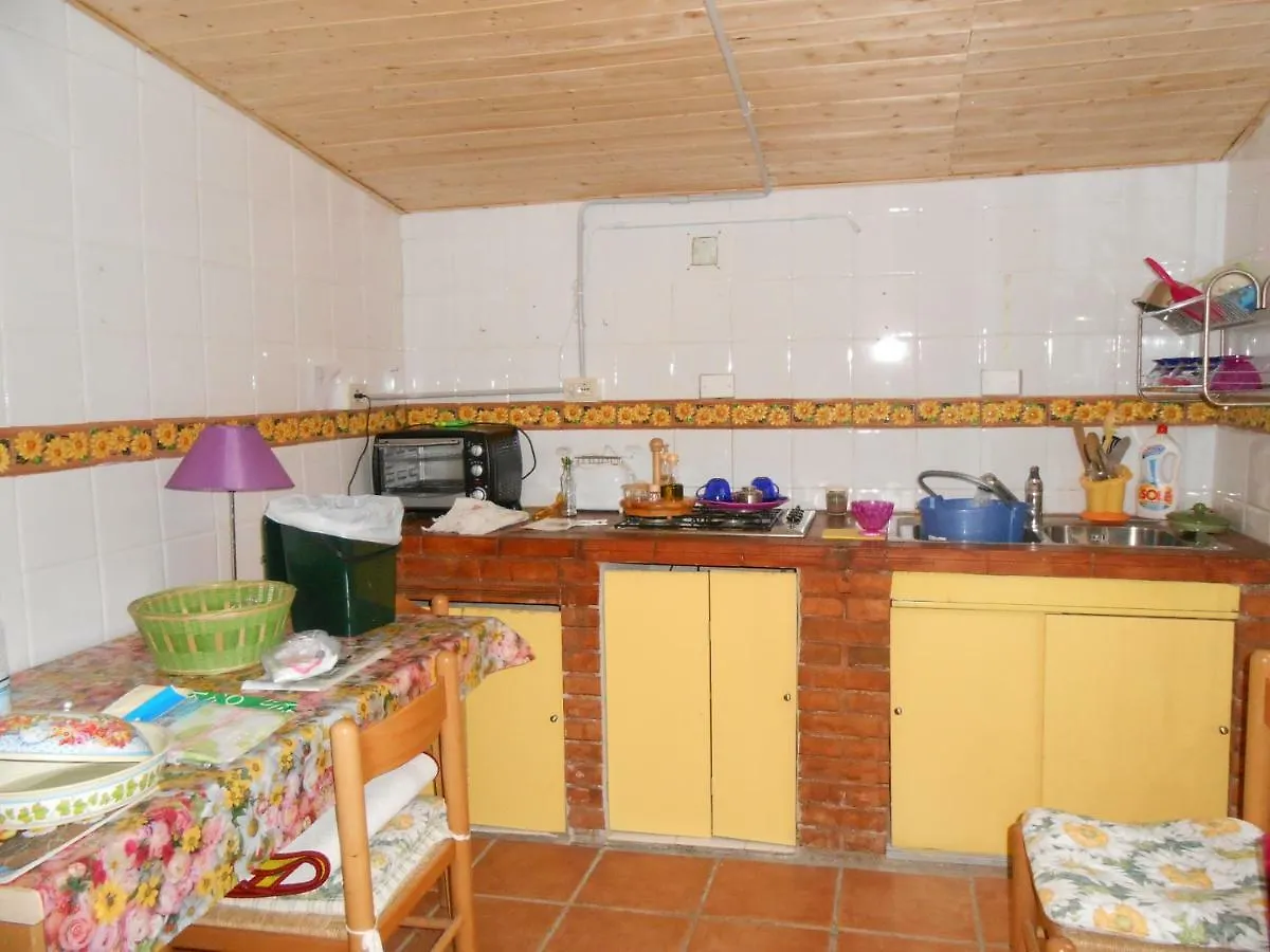 Appartamento A Campiglia Marittima