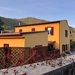 Frühstückspension La Fucinaia Pet Friendly, Campiglia Marittima